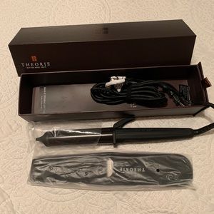 Theorie Saga II TitanSculpt Curler 32mm